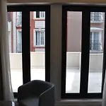 فندق سينتروم سويتس إسطنبول 2*