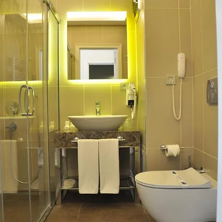 Centrum Ξενοδοχείο 2*